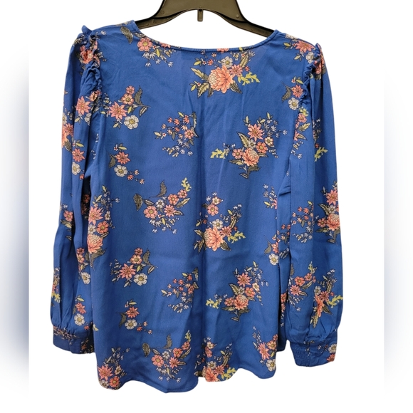 LOFT Top - Picture 2 of 3